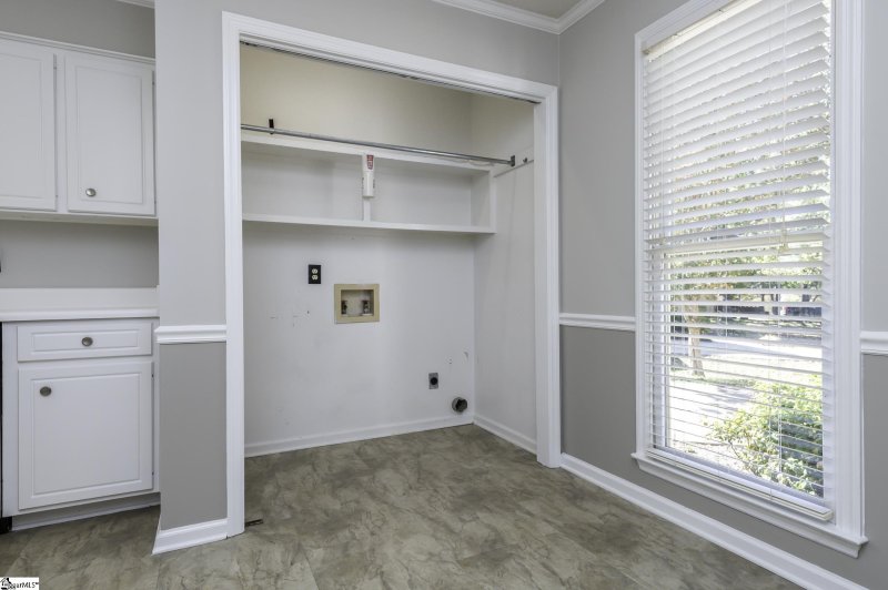 Property image 4 at 462 Litchfield Drive, Moore, SC 29369-9371