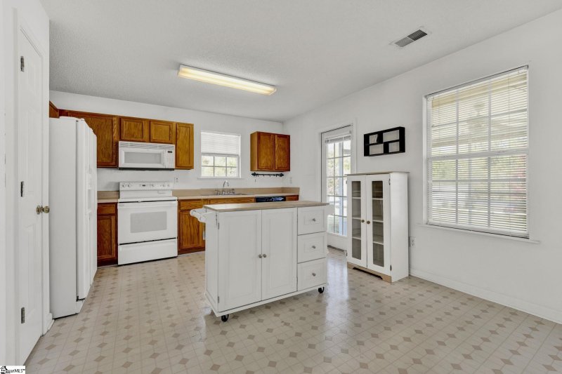 Property image 4 at 301 Winding Willow Trail, Taylors, SC 29687