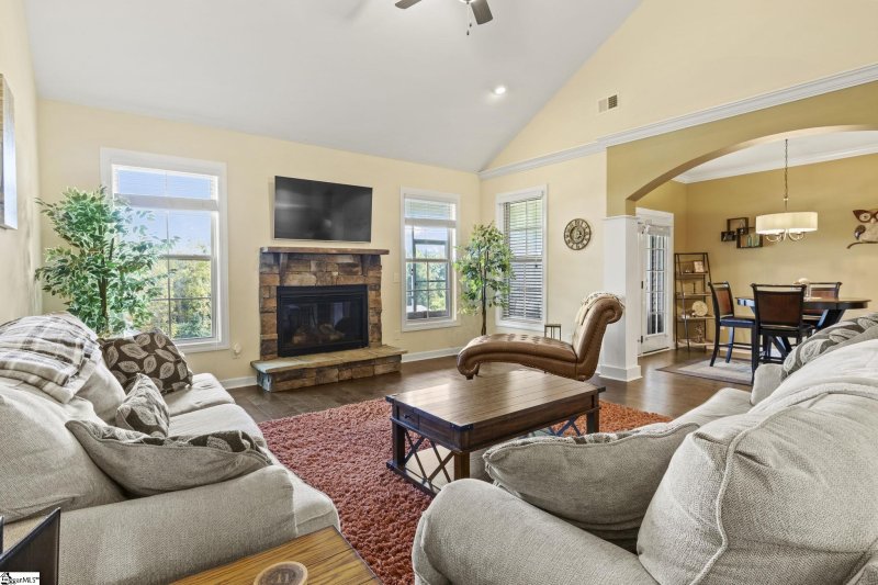 Property image 3 at 508 Ladysmith Drive, Simpsonville, SC 29681