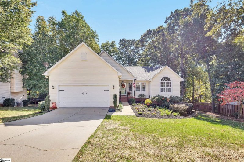 Property image 3 at 200 Timberleaf Drive, Duncan, SC 29334