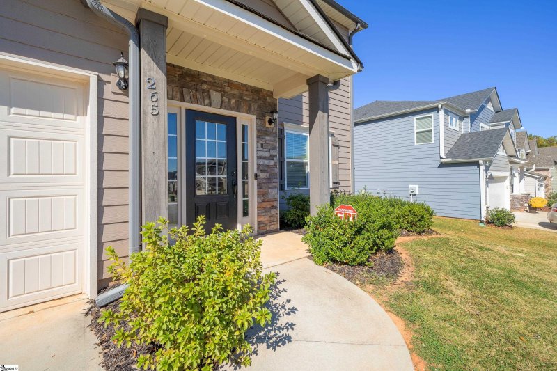Property image 3 at 265 Delbourne Lane, Greer, SC 29651