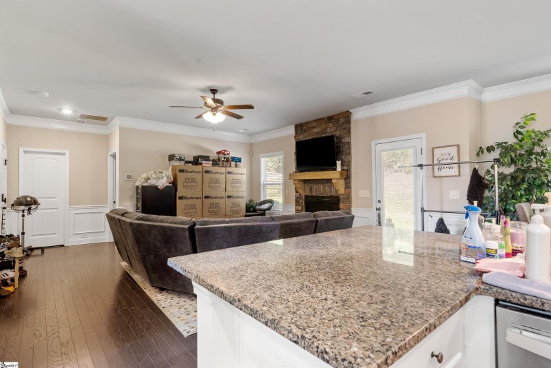 Property image 4 at 265 Delbourne Lane, Greer, SC 29651