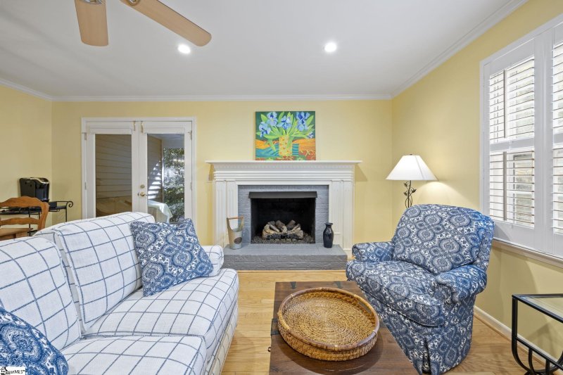 Property image 4 at 900 N Main Street, Greenville, SC 29609