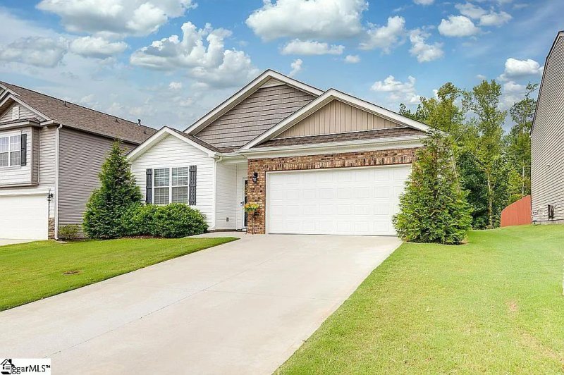 Property image 2 at 201 Triple Creek Drive, Piedmont, SC 29673