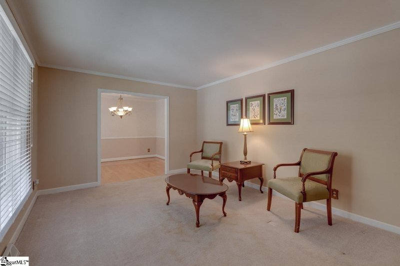 Property image 3 at 109 Dalewood Drive, Simpsonville, SC 29681