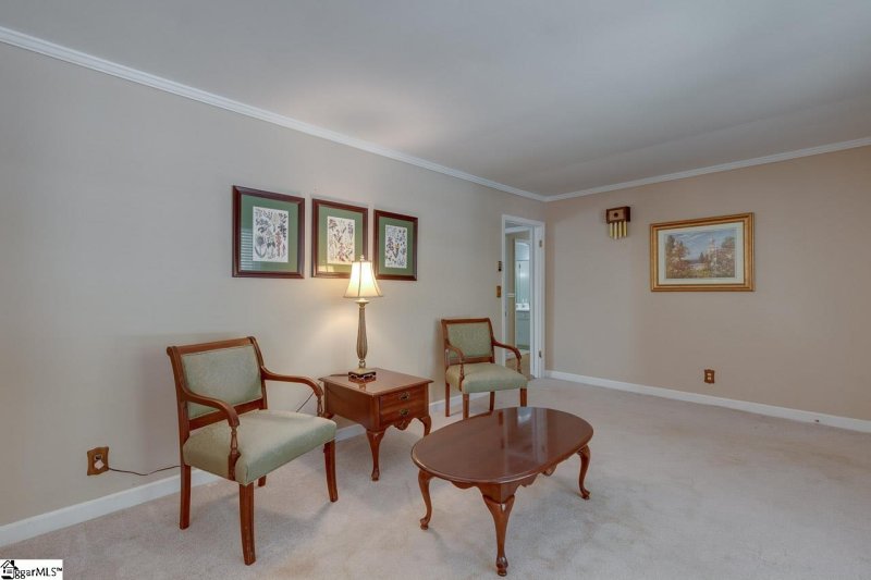 Property image 4 at 109 Dalewood Drive, Simpsonville, SC 29681