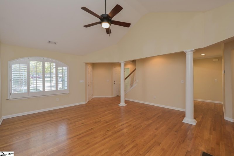 Property image 2 at 14 Reddington Drive, Greer, SC 29650