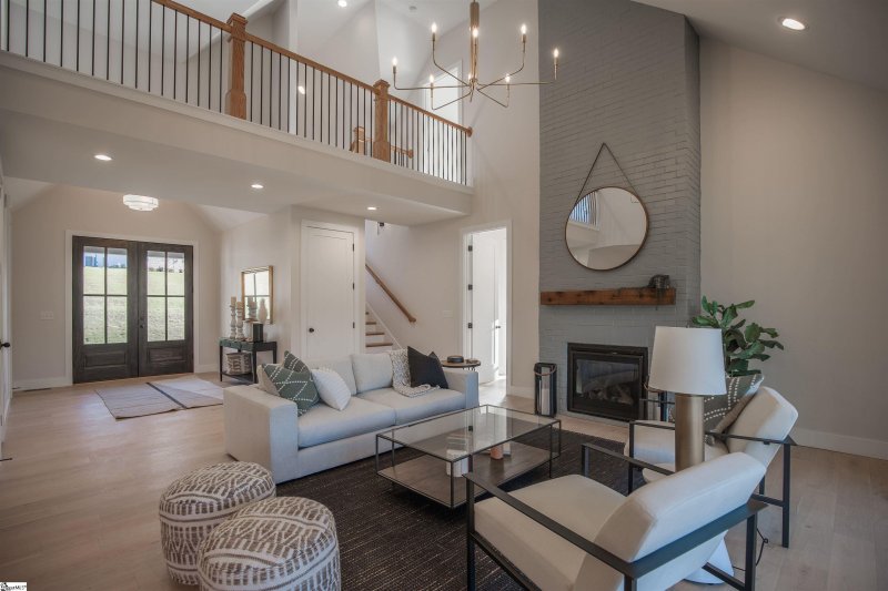 Property image 3 at 43 Enoree Farm Way, Taylors, SC 29687