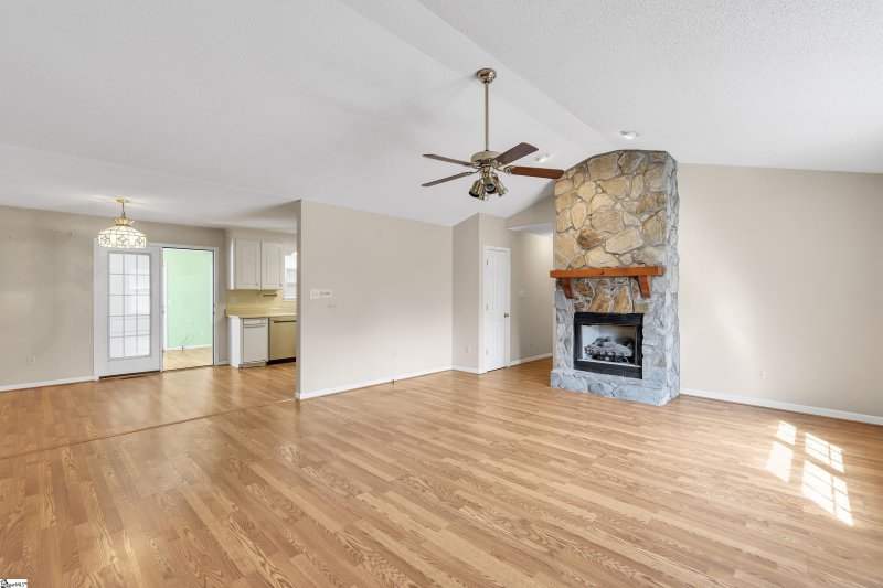 Property image 2 at 512 Belcher Home Place, Boiling Springs, SC 29316