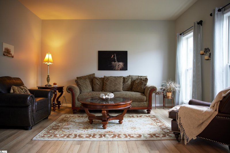 Property image 3 at 6 Annabelle Court, Greer, SC 29650-5217