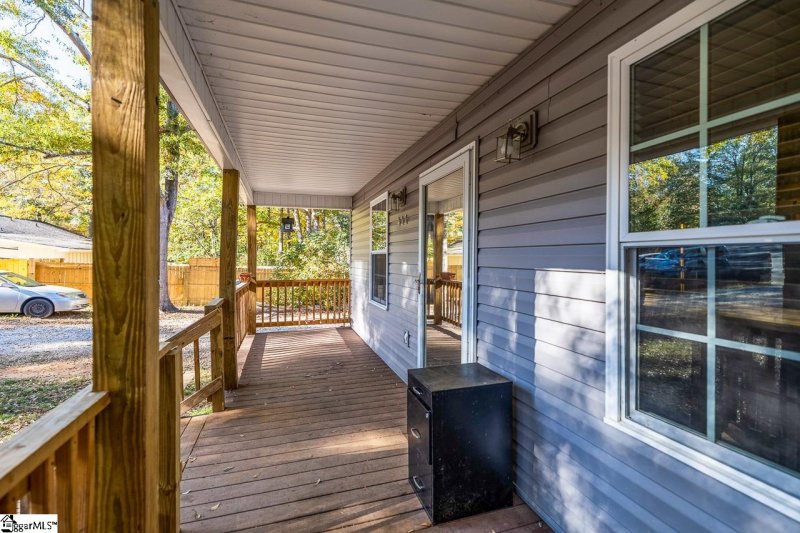 Property image 2 at 411 Wood Court, Williamston, SC 29697