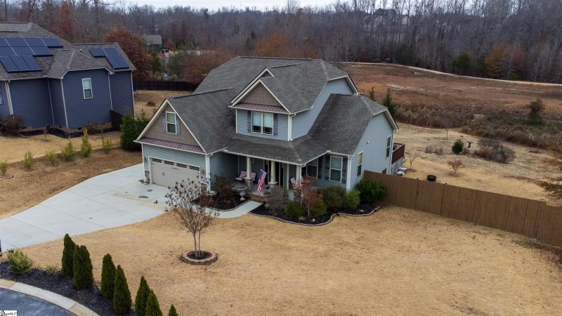 Property image 2 at 35 Meadowgold Lane, Greer, SC 29651