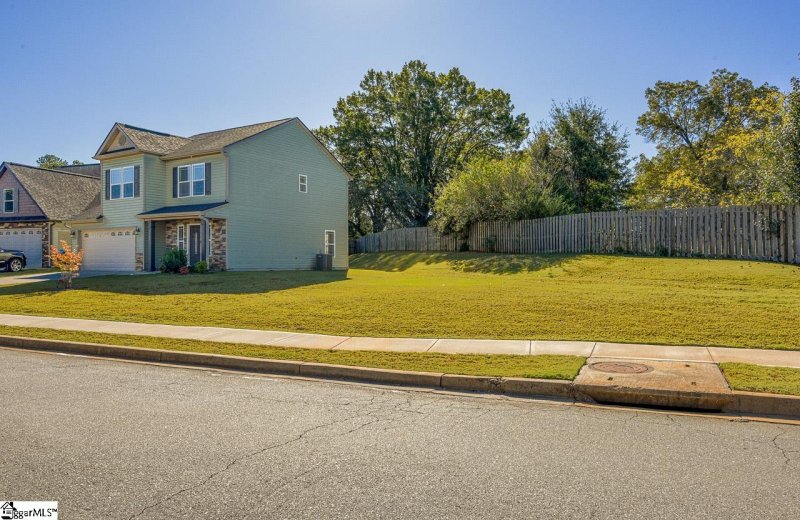 Property image 3 at 1149 Merlot Court, Moore, SC 29369