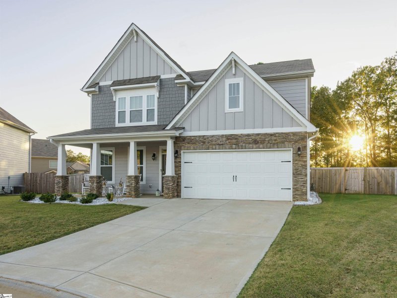 Property image 2 at 437 Hilburn Way, Simpsonville, SC 29680