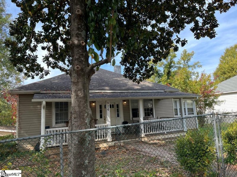 Property image 3 at 926 2nd Avenue, Greenville, SC 29611