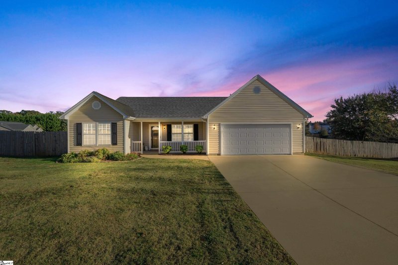 Property image 2 at 101 Care Lane, Greer, SC 29651