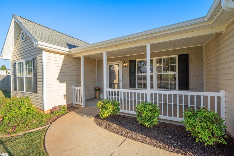 Property image 4 at 101 Care Lane, Greer, SC 29651