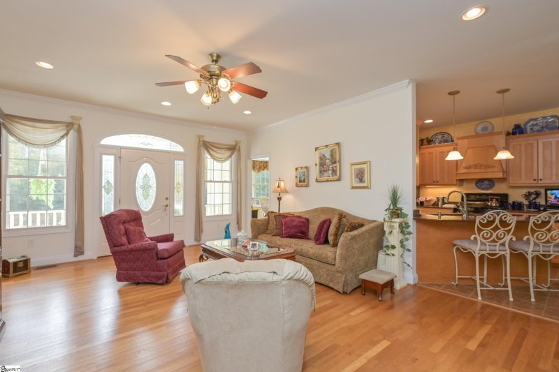 Property image 4 at 19 Prince Williams Court, Simpsonville, SC 29681