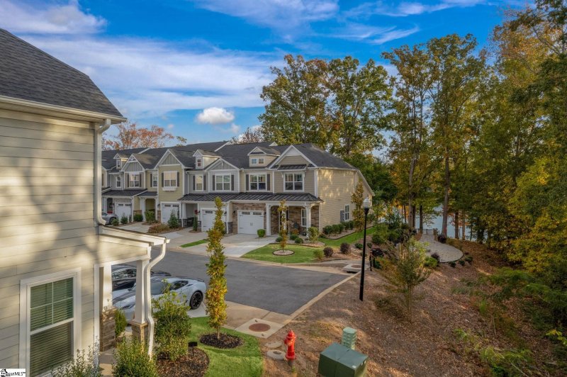 Property image 3 at 200 Nautique Court, Anderson, SC 29625