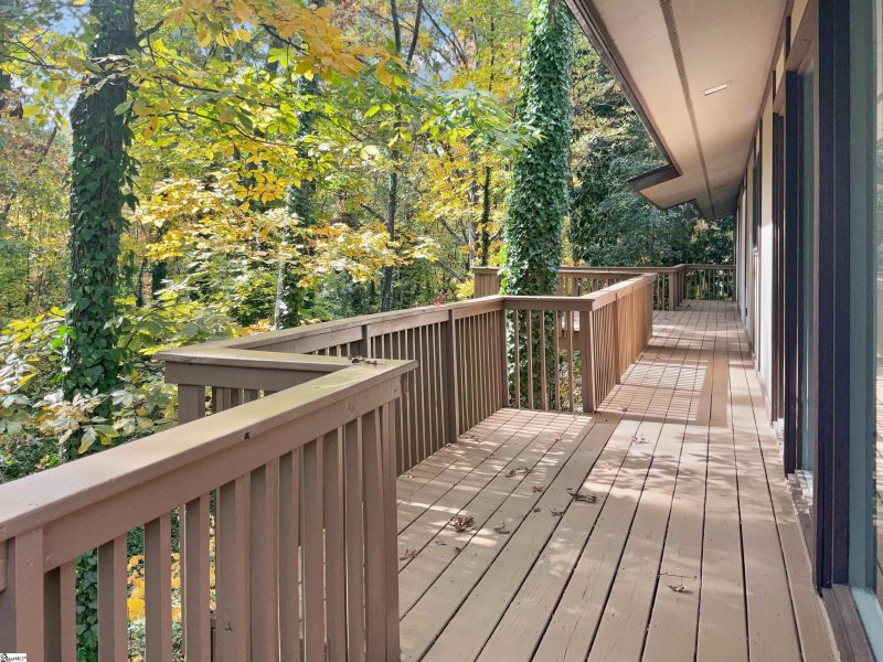 Property image 5 at 19 Fernwood Drive, Taylors, SC 29687