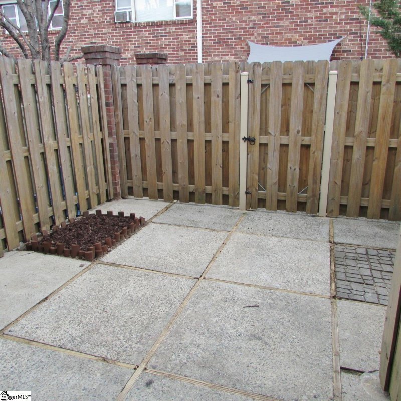 Property image 4 at 2530 E North Street, Greenville, SC 29615