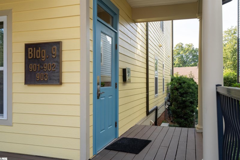 Property image 4 at 204 E Park Avenue, Greenville, SC 29601