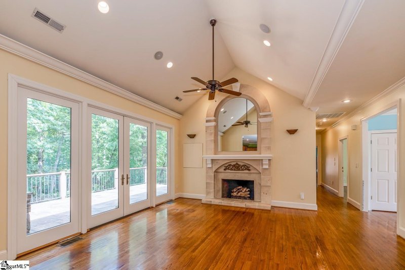 Property image 5 at 405 Spaulding Lake Drive, Greenville, SC 29615