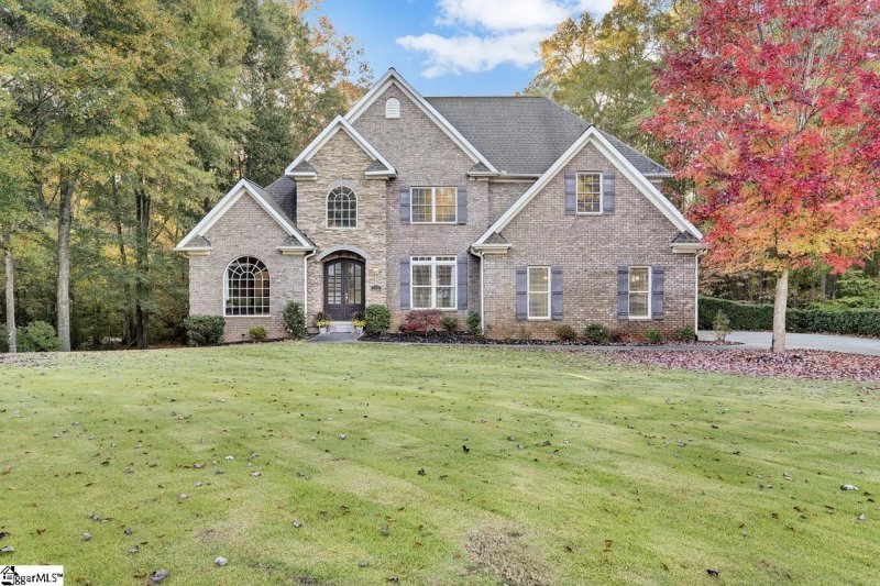 Property image 2 at 325 Tarrigart Drive, Moore, SC 29369