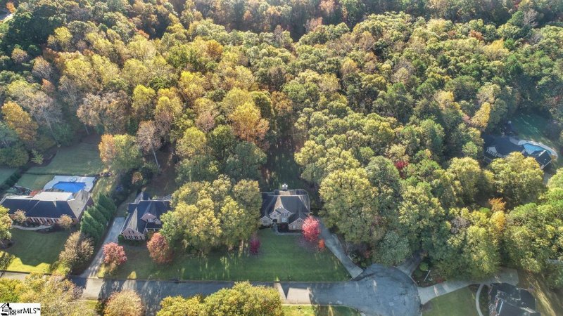 Property image 5 at 325 Tarrigart Drive, Moore, SC 29369