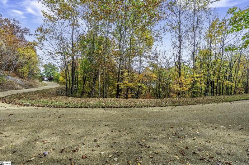 Property image 2 of 00 Hawk Springs Drive in The Cliffs at Glassy, Landrum, SC 29356