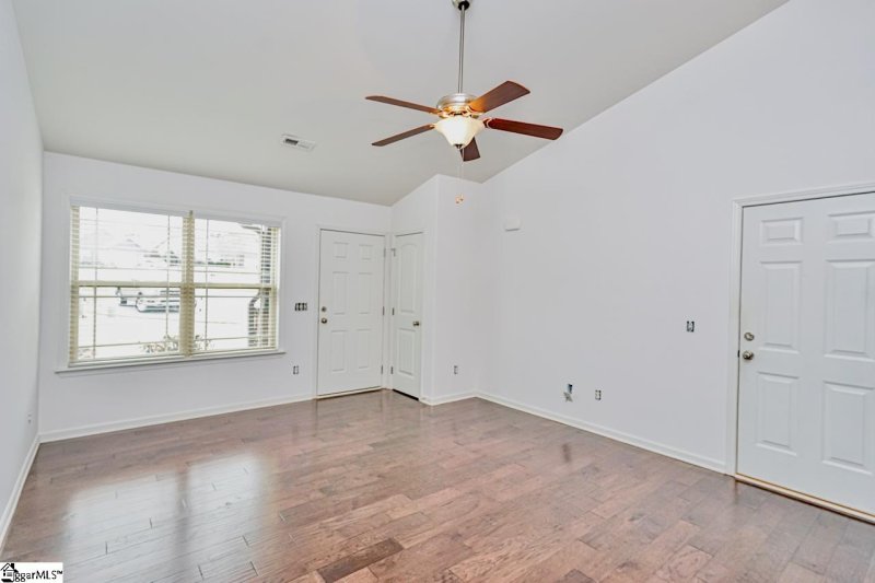 Property image 2 at 6 Botswains Court, Greer, SC 29650