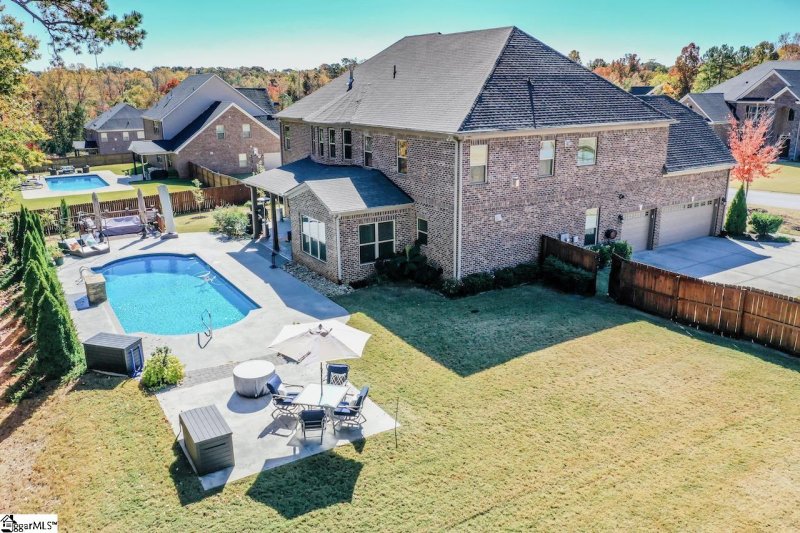 Property image 2 at 301 Coleridge Lane, Greer, SC 29651