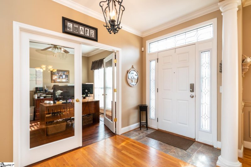 Property image 5 at 6 Marigold Court, Greenville, SC 29615