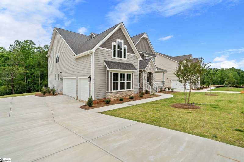 Property image 3 at 715 Enoree River Place, Greer, SC 29561-7367