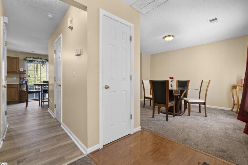 Property image 3 at 9 Red Shirt Court, Greer, SC 29651