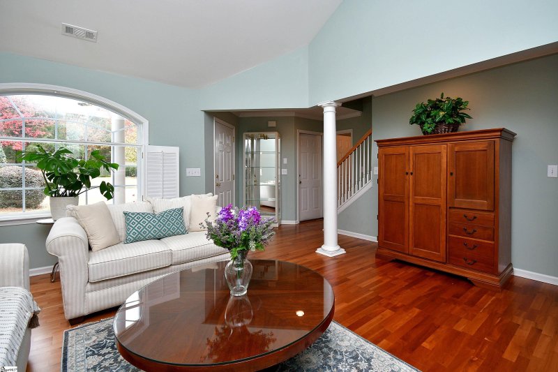 Property image 3 at 421 Falling Rock Way, Greenville, SC 29615