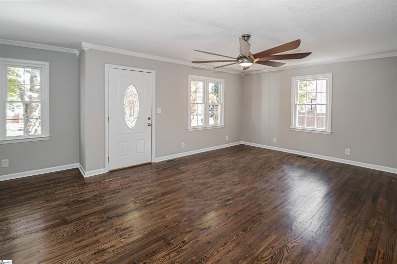 Property image 3 at 105 Creek Drive, Easley, SC 29642