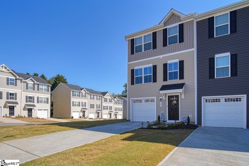 Property image 2 at 101 Sproles Lane, Easley, SC 29642