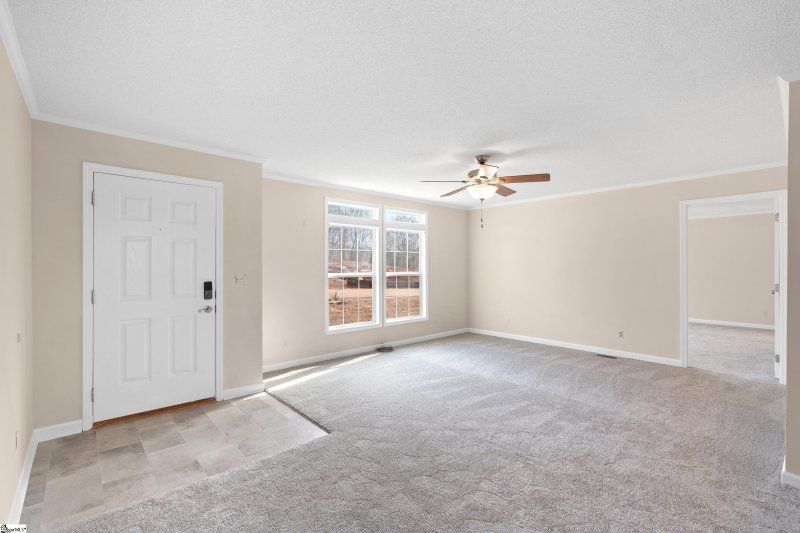 Property image 4 at 105 White Rapids Way, Greenville, SC 29617