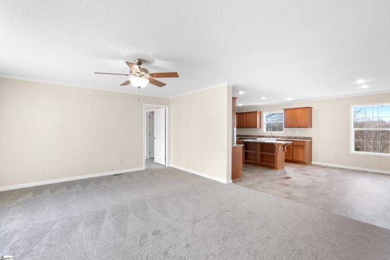 Property image 5 at 105 White Rapids Way, Greenville, SC 29617