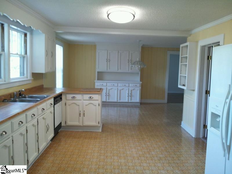 Property image 2 at 31 Allen Street, Greenville, SC 29605