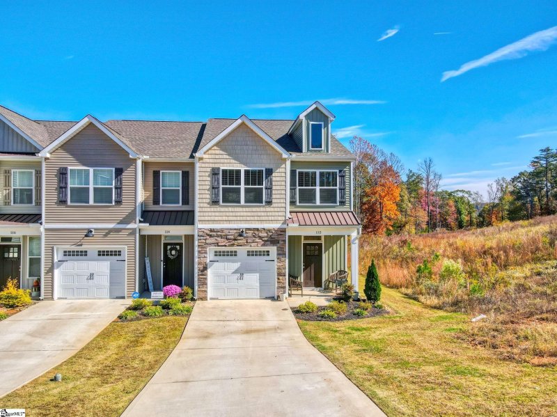 112 Rushing Creek Lane