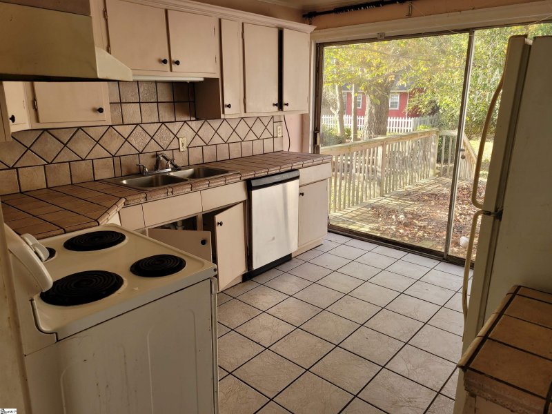 Property image 2 at 208 Iselin Street, Simpsonville, SC 29681