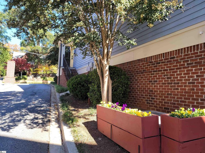 Property image 2 at 204 E Park Avenue, Greenville, SC 29601