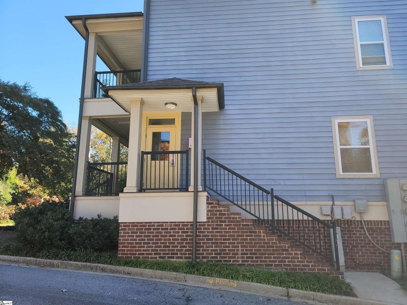 Property image 3 at 204 E Park Avenue, Greenville, SC 29601