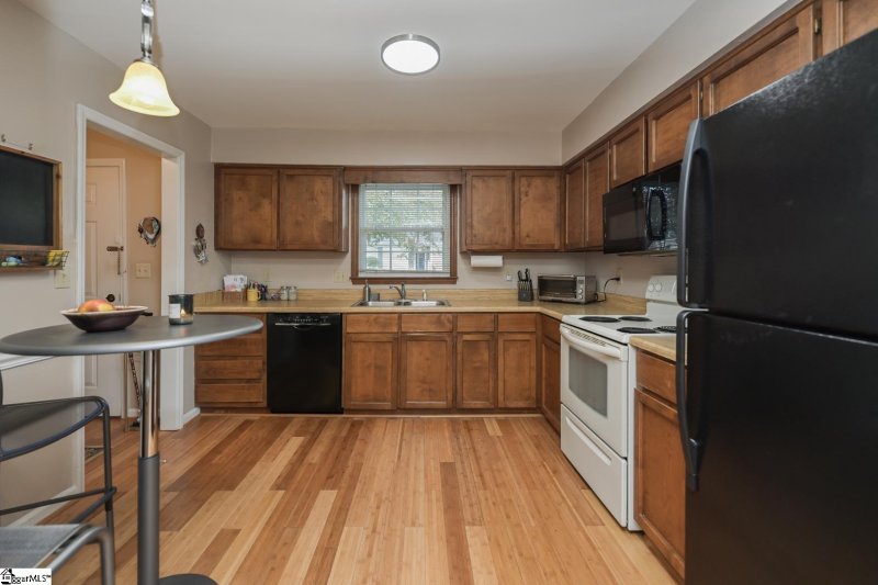 Property image 3 at 512 Wentworth Street, Mauldin, SC 29662