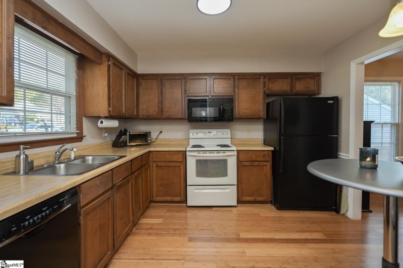 Property image 4 at 512 Wentworth Street, Mauldin, SC 29662