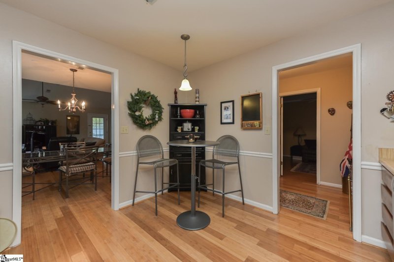 Property image 5 at 512 Wentworth Street, Mauldin, SC 29662