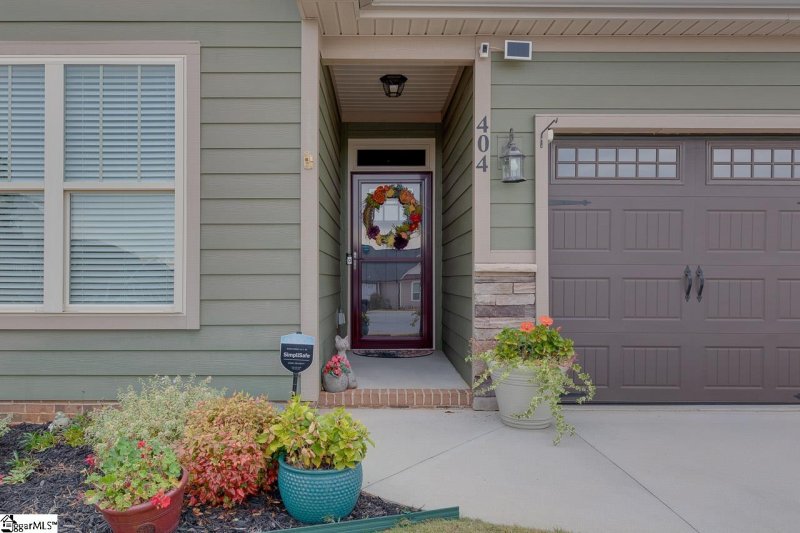 Property image 3 at 404 Skyway Place, Travelers Rest, SC 29690