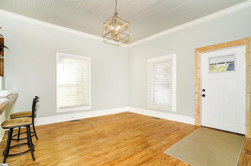 Property image 3 at 300 Lucky Street, Easley, SC 29640